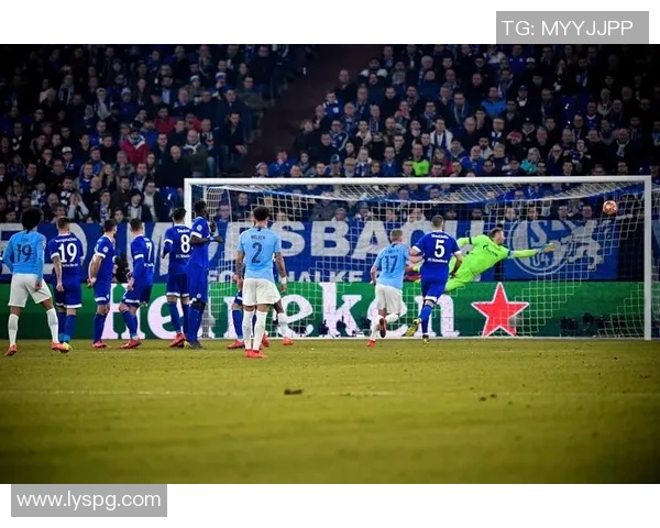 沙尔克04主场胜法兰克福追赶领头羊步步逼近